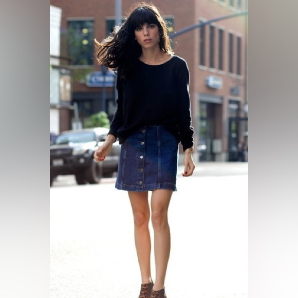 TOPSHOP MOTO Button Front Denim Skirt - Size: W32 - Picture 3 of 3